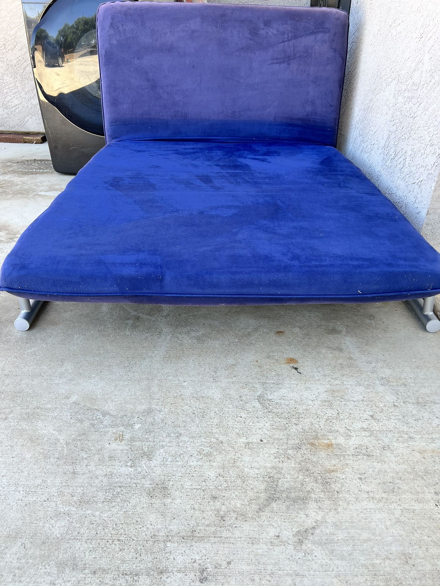 Couch/Bed