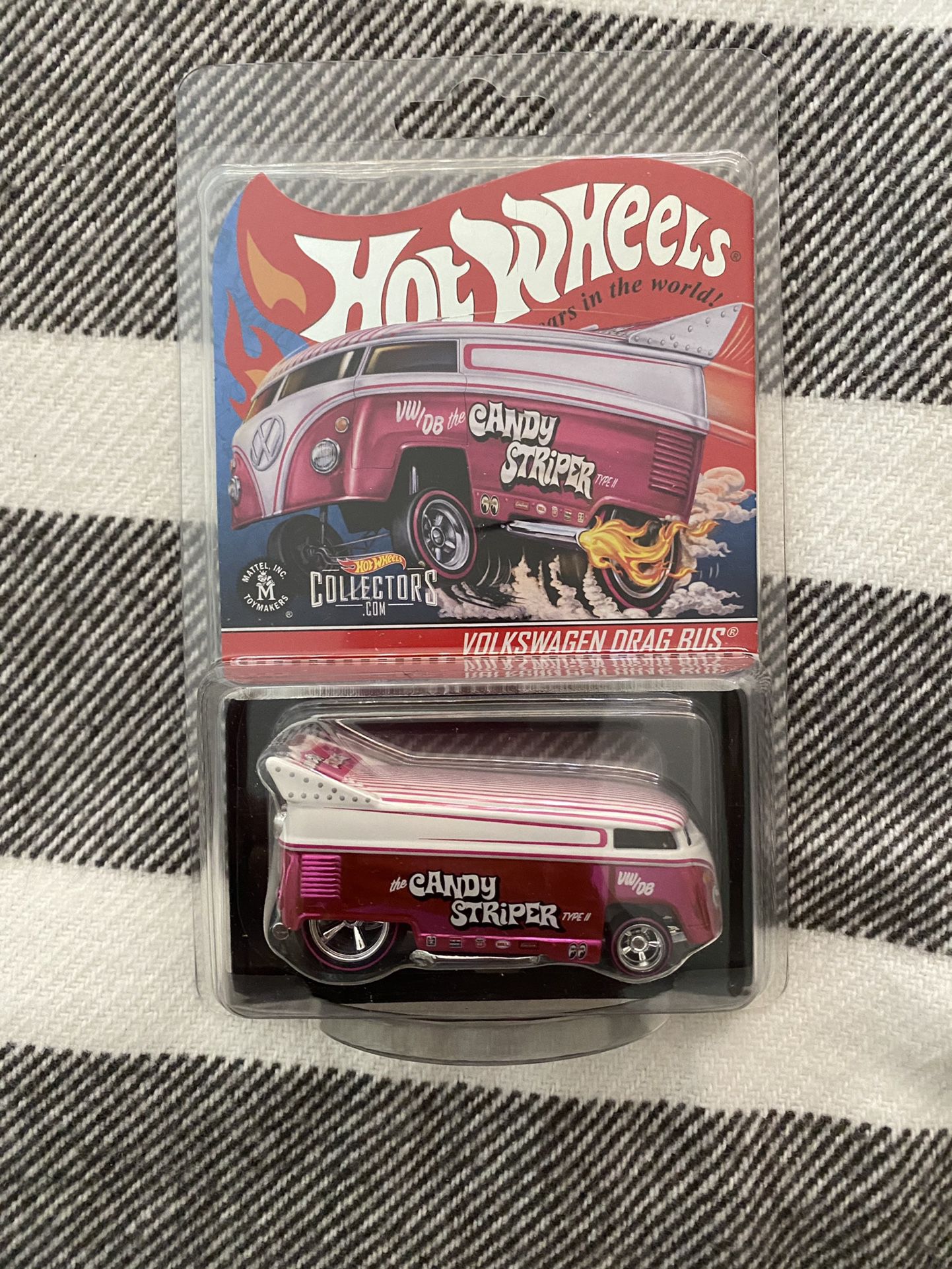 2021 Hot Wheels RLC Candy Striper Volkswagen Drag Bus Pink