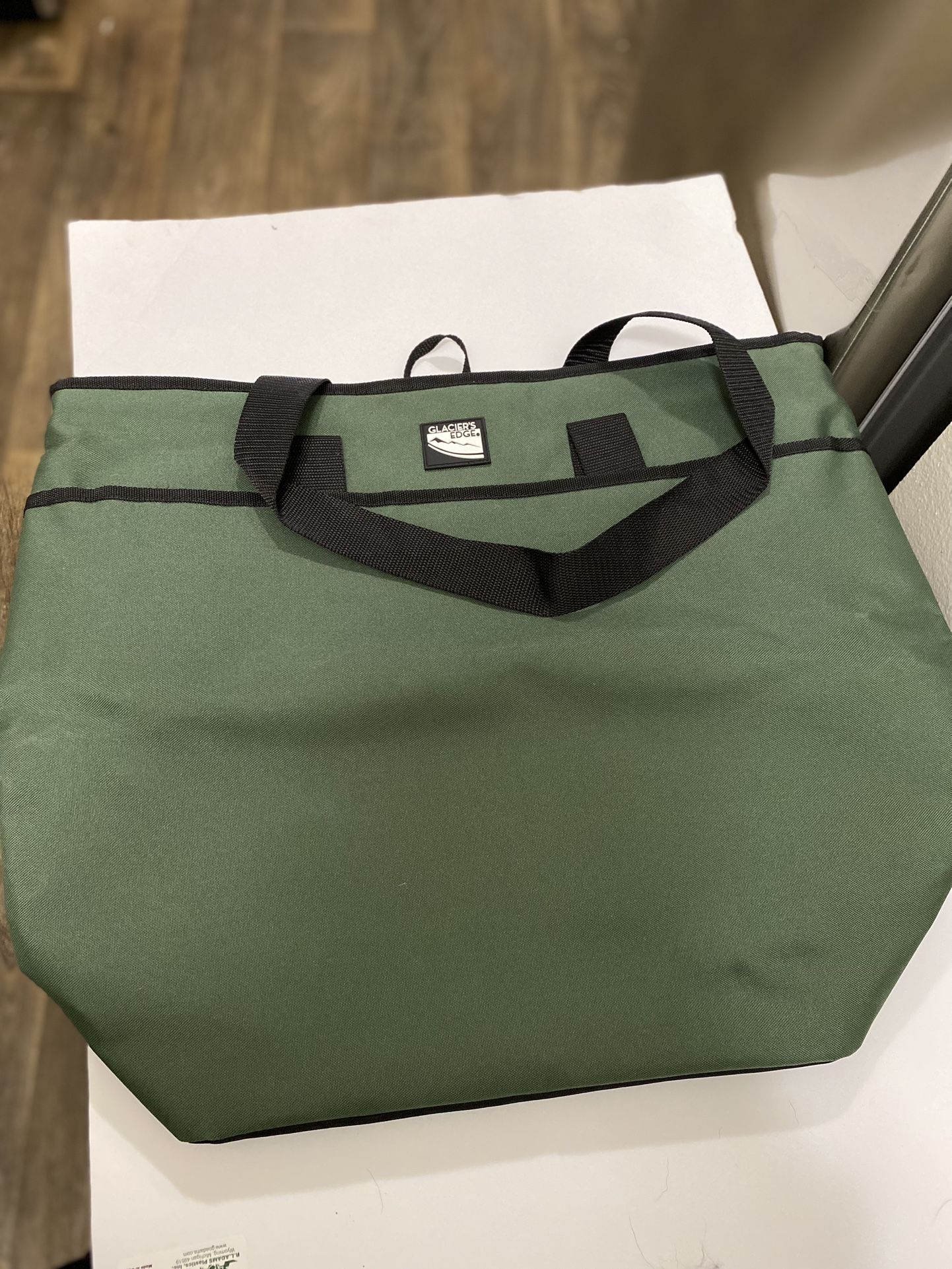 Glacier Edge Cooler Bag