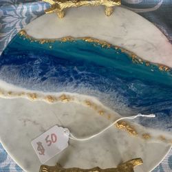Beautiful Trays With Resin 