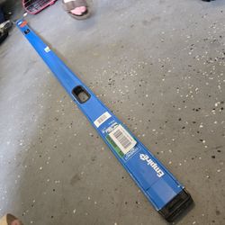Empire
72 in. Aluminum Box Level
783
