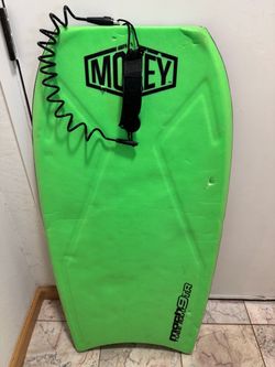 Morey Mach 9TR Tube Rail Bodyboard with leash