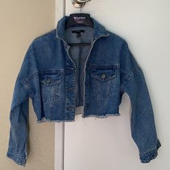 CROP JEAN JACKET  SIZE SM