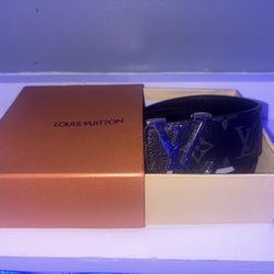 Men’s Black Louis Vuitton Belt 