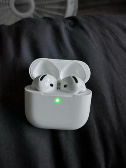 Apple Air Pod 4th  gen