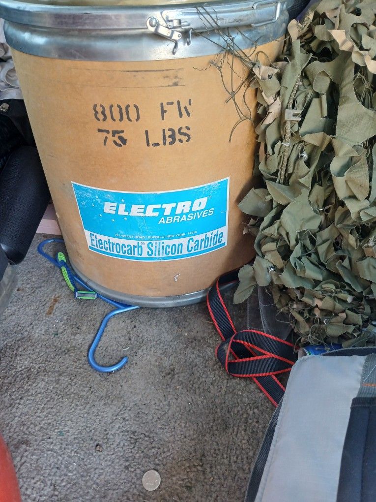 Silicon Carbide, 75 Lb. Of Electro Abrassives Silicon Carbide
