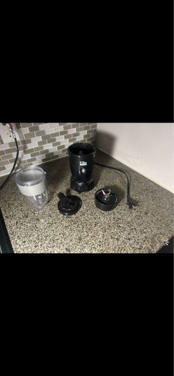 Portable blender 4 piece set bundle