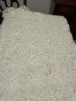 Mantel Blanco Echo A Mano Para Mesa De 6 Sillas 