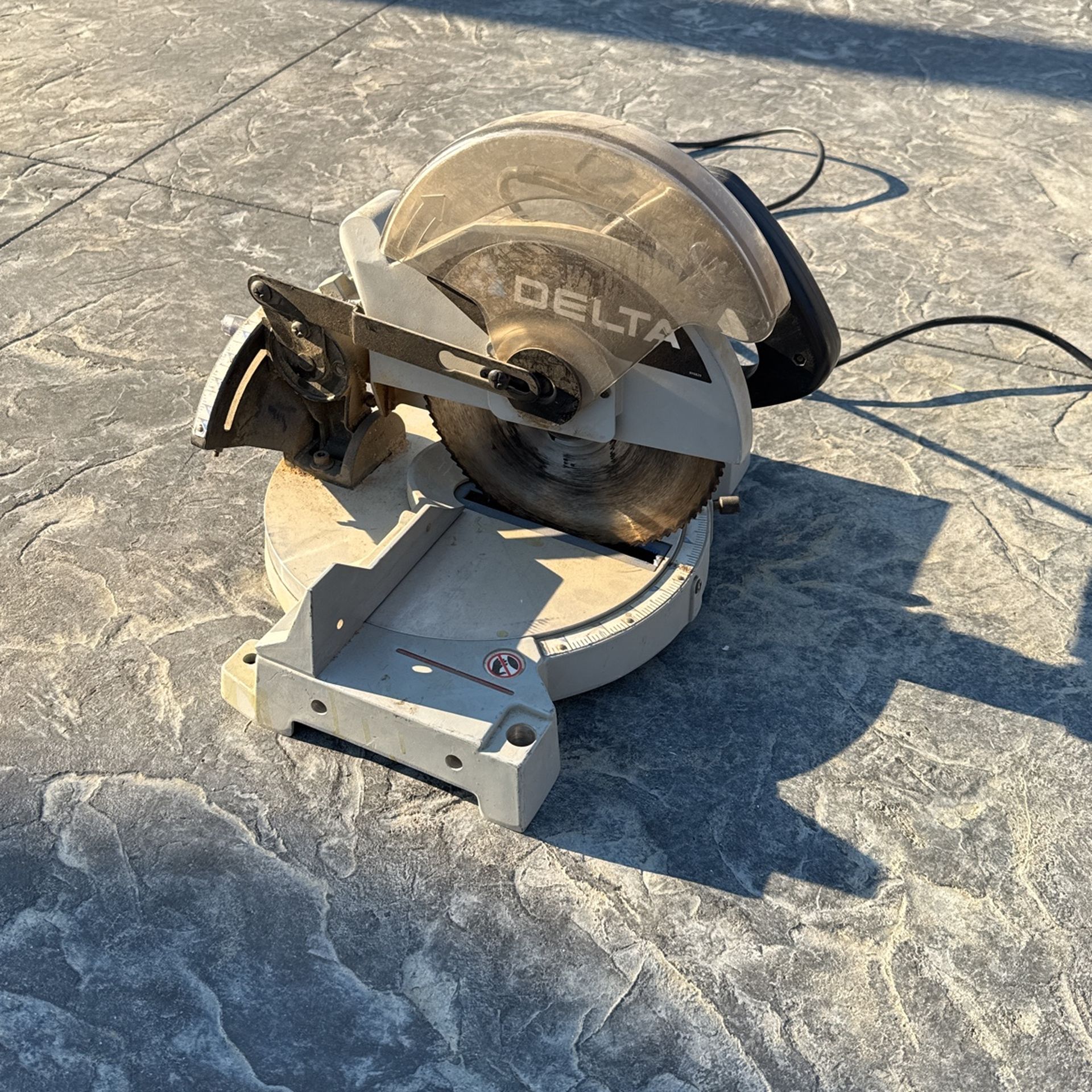 Delta Mini Saw Used