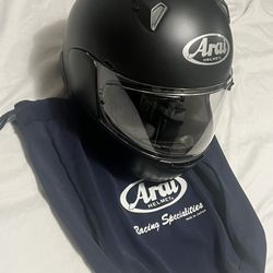 Arai Quantum X - Helmet 