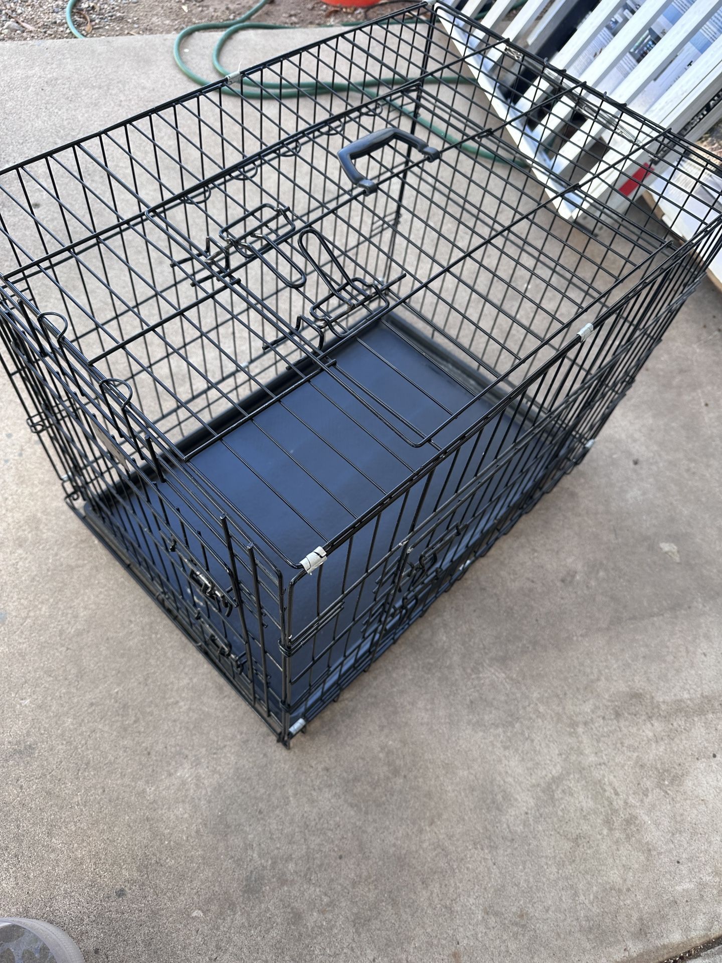 Dog Cage / Crate