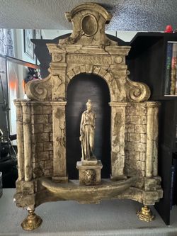 Statue Goddess