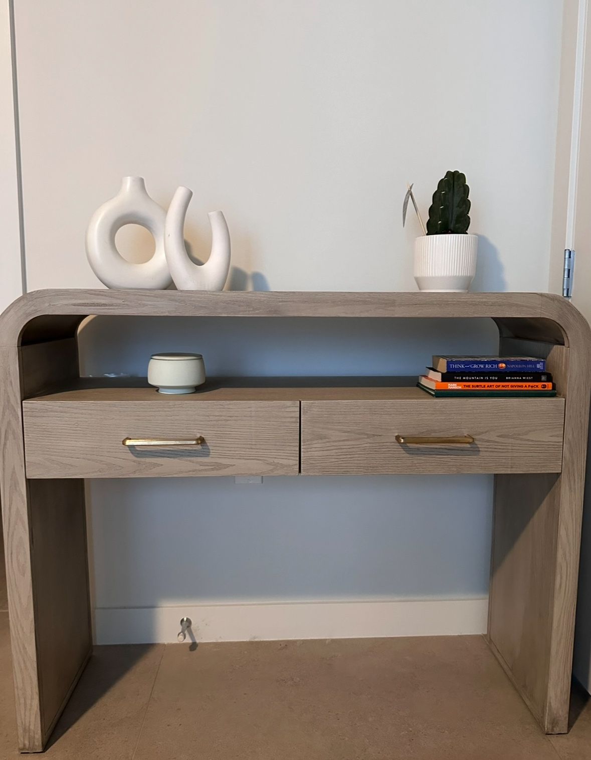 Modern Oak Finish Sofa Table / Console β $150 (Pickup in Wynwood)