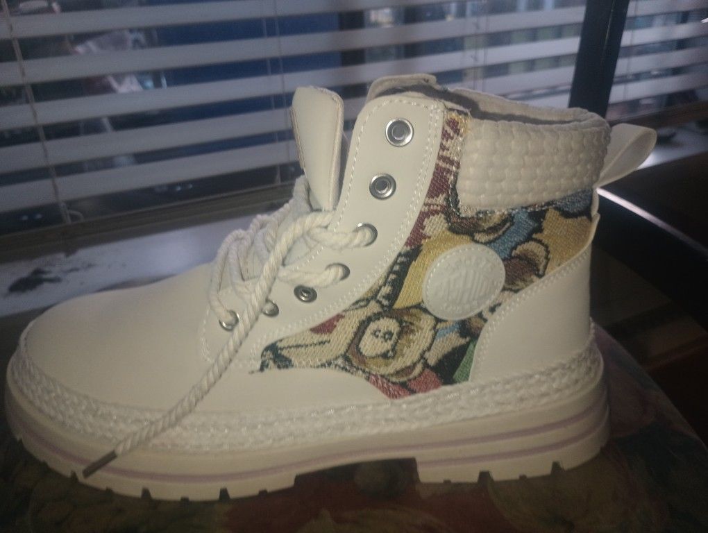 Gender Neutral Boots Sown Teddy Bear Design