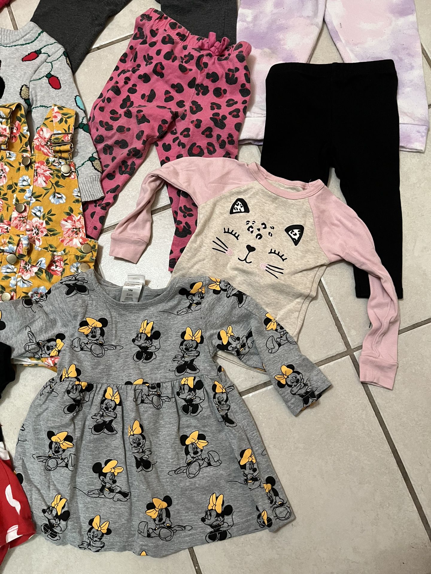 18 Month Girl Variety Of Clothes