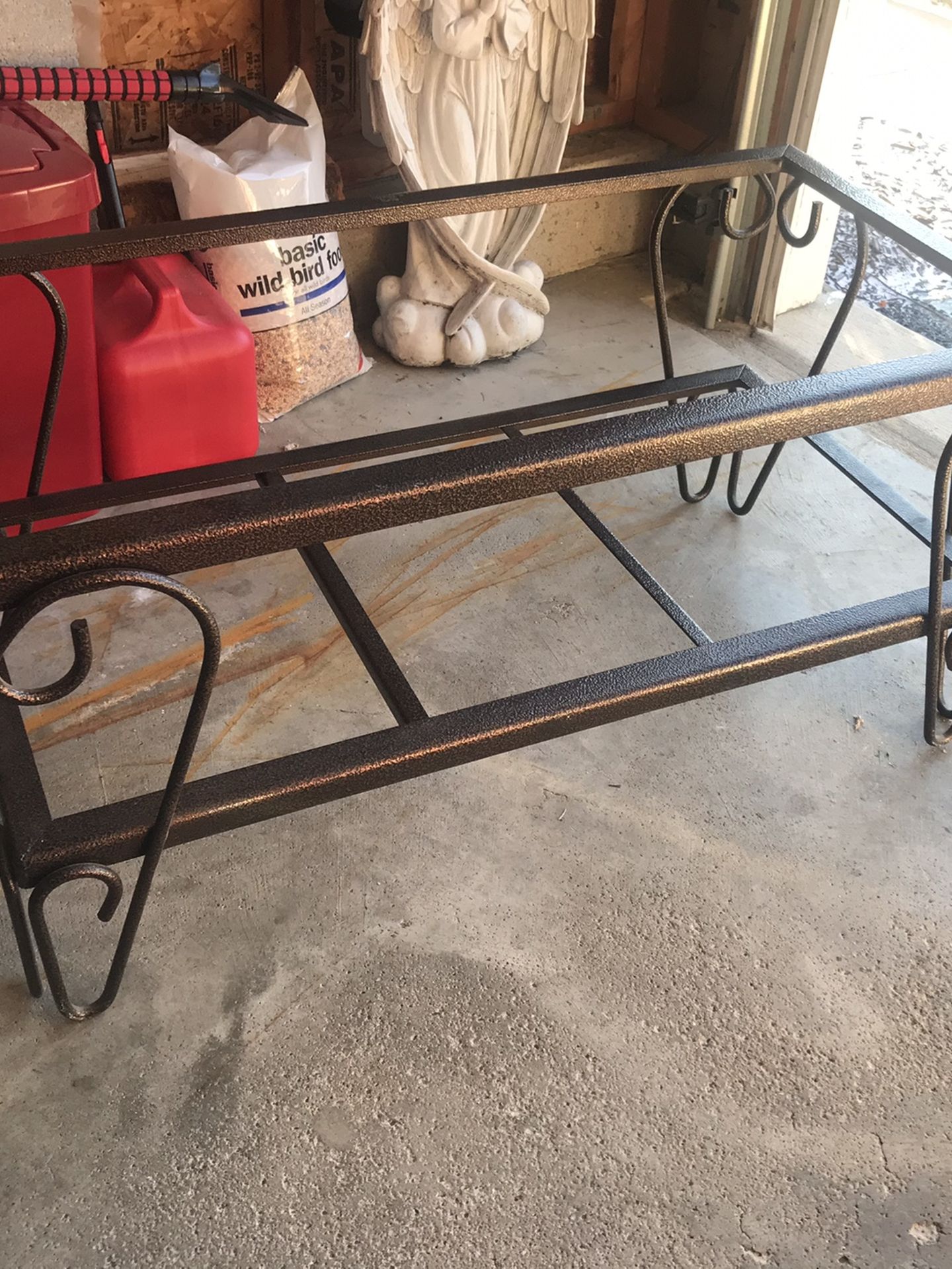 Aquarium Stand Bronze
