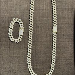 Iced Out Gold Cuban Chain And Bracelet Set 
