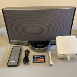 Bose Sounddock Portable Digital Music System 