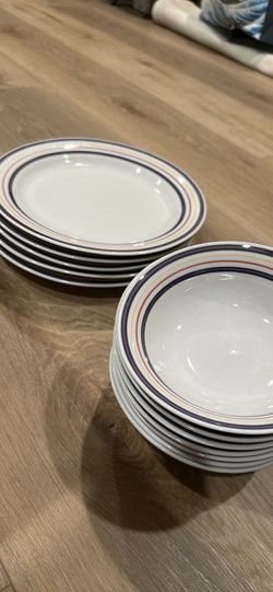 Dinnerware Set