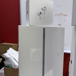 iPad 9th Gen 64GB Wi-Fi Available On  LIMITED TIME DEAL 