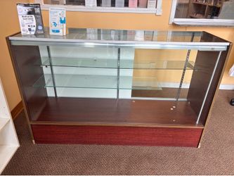 retail full-vision glass display showcase counter