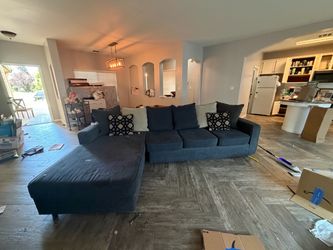 Couch - Must Pick Up