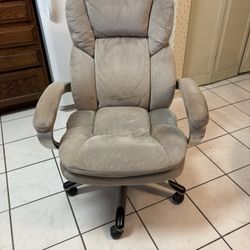 Desk Chair Nicely Padded Gray
