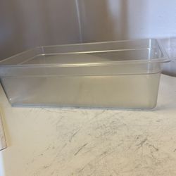 Commercial Grade Tubs With Lids 
