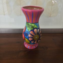 Hand-Painted Mexican Folk Art Vase – 6.5" Tall
