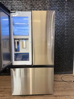 SAMSUNG BESPOKE REFRIGERATOR w/WARRANTY! R3333A