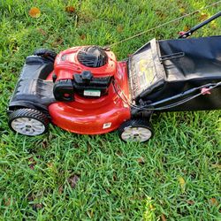 Lawnmower/lawn Mower Troy Bilt TB200 Excellent Conditions Front Wheel Drive Self Propelled Ready For Work. 