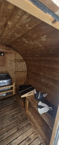 2023 Like New Redwood Outdoors 6 Person Barrel Style Sauna 6-8 ft - Summit, NJ