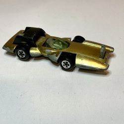 1969 Johnny Lightning Leapin’ Limo Gold Diecast Car Topper Toys
