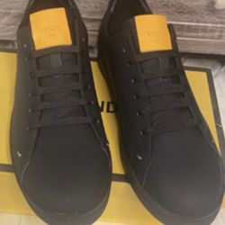 Fendi Mens Shoes Size 8.5