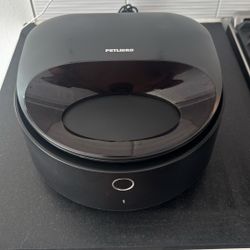 Automatic Cat Feeder