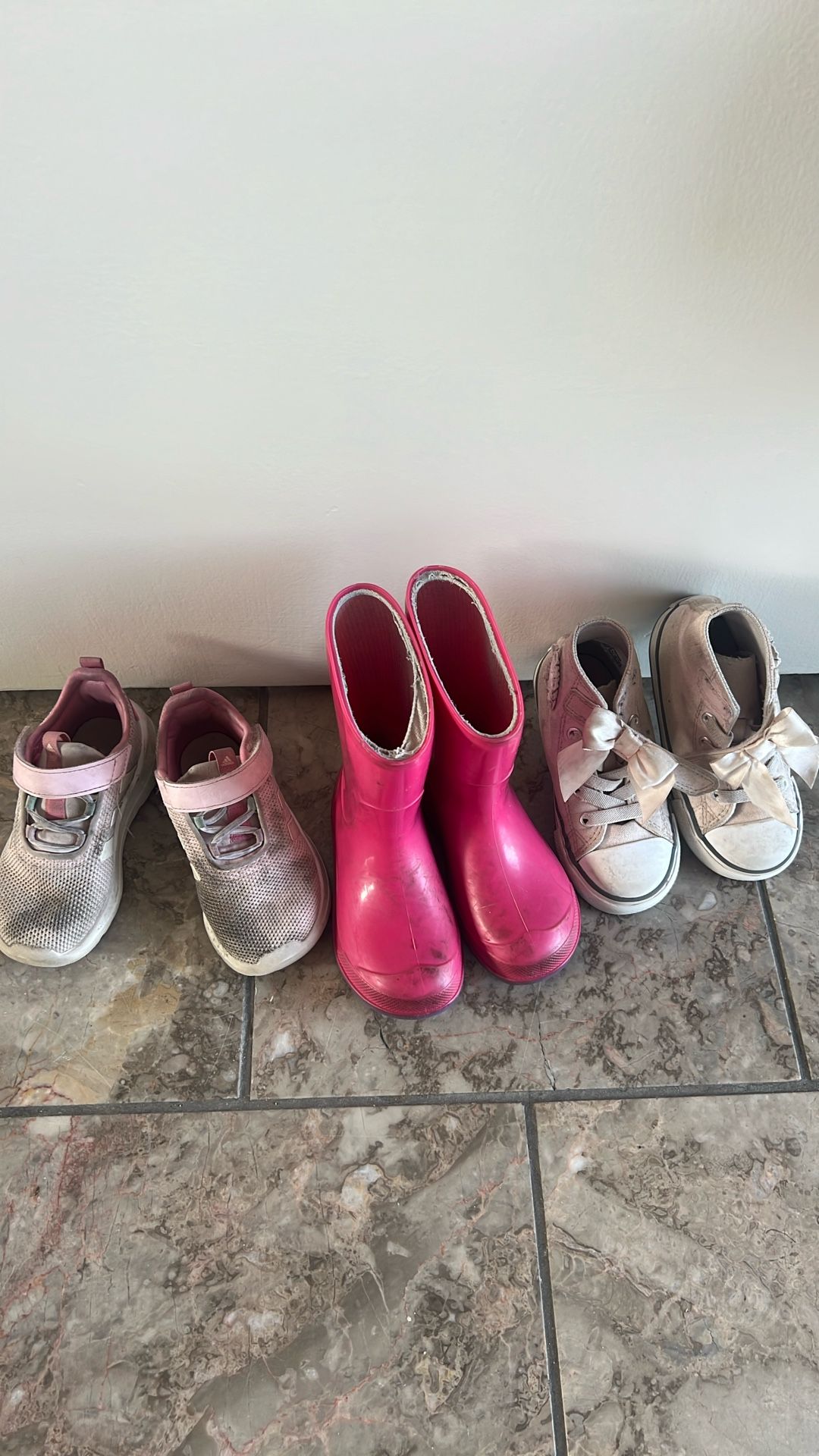 Size 8 Toddler Girl. 