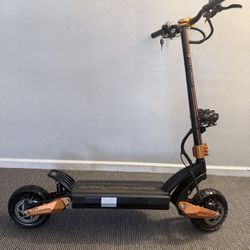 Meta Moov Electric Scooter — 56 mi Range • 45 mph • Top Performance + Excellent Condition 