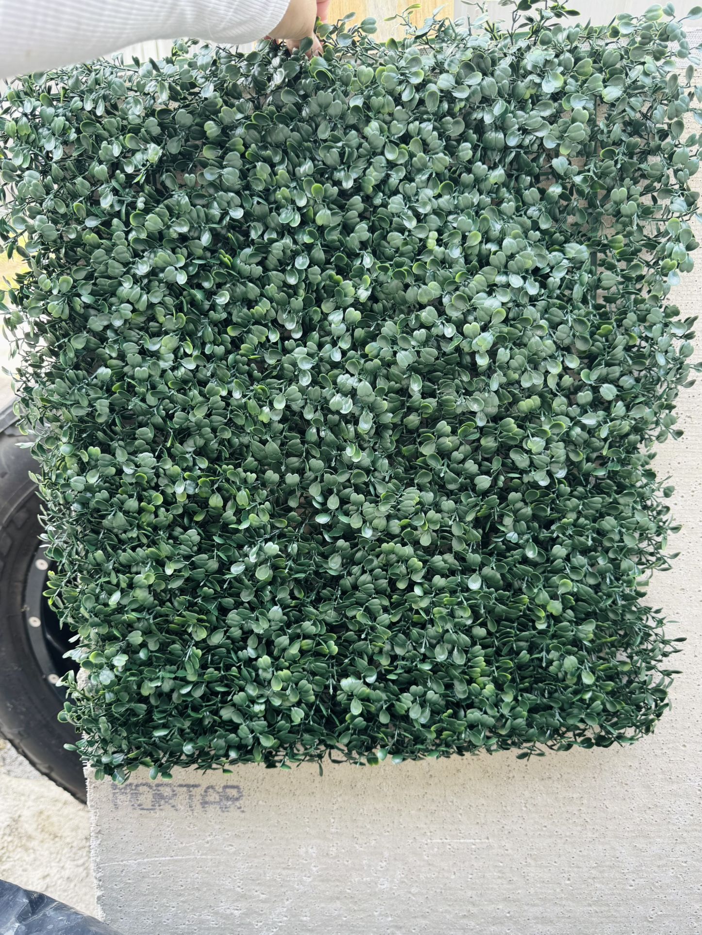 25 Panels Faux Box Hedge 8x8ft Wall 