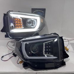 Toyota Tundra 2014-2021 Headlights 