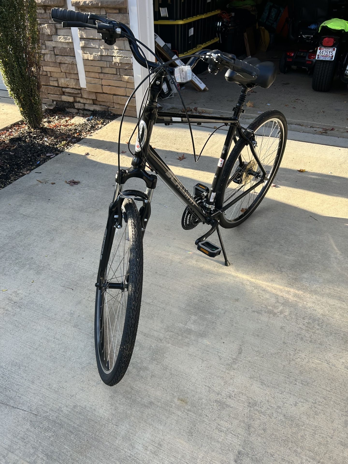 Schwinn Signature Mens Fremont Hybrid Bike XL Frame