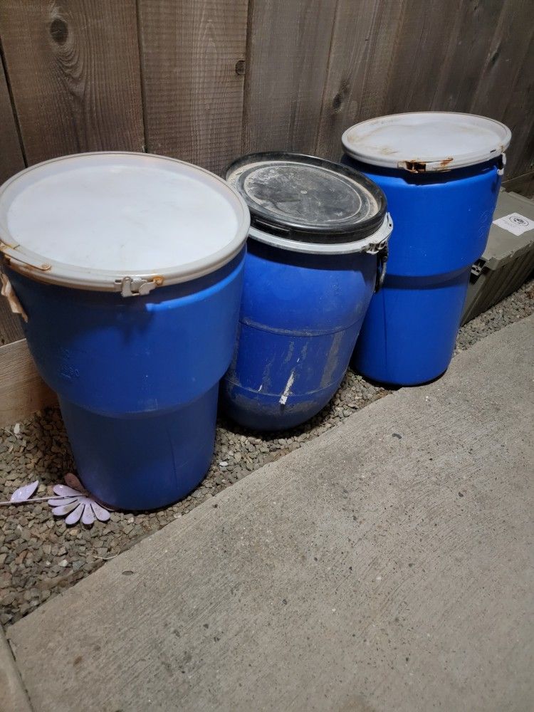 Blue 14 Gallon Barrels (Lot Of 3)