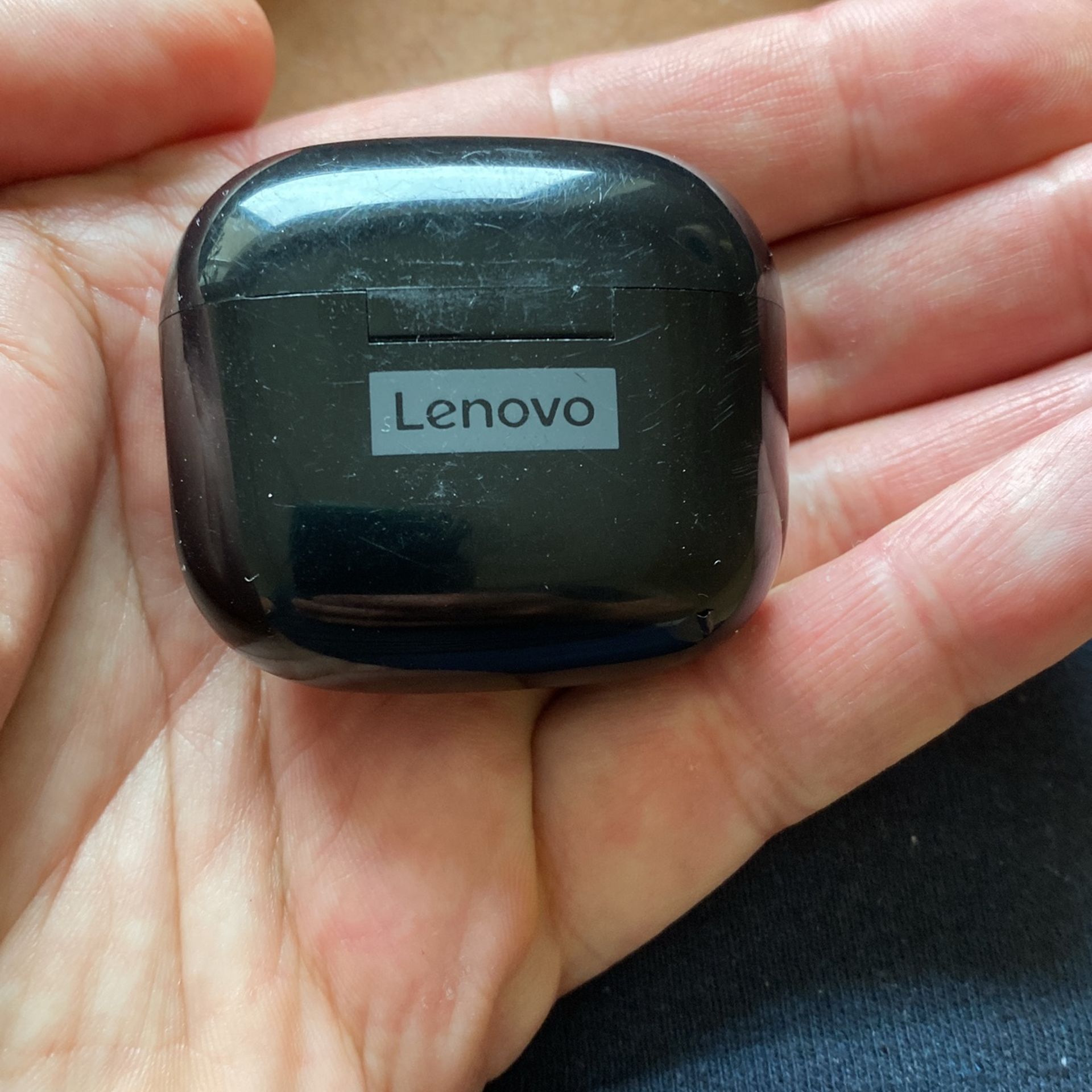 Lenovo Used AirPods