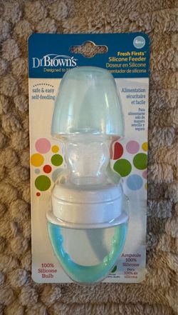 New Dr. Brown's Designed to Nourish, Fresh Firsts Silicone Feeder for Soft Foods - Mint