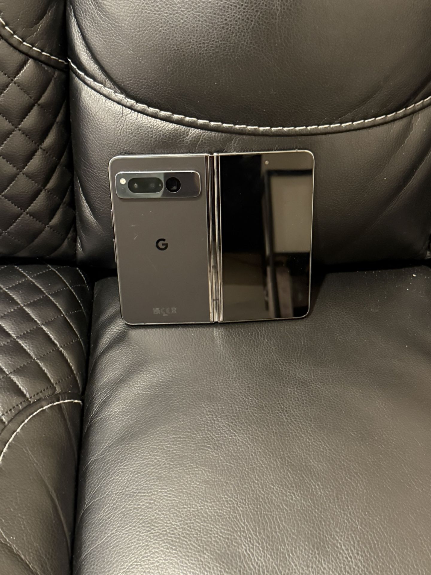Google Pixel Fold 256GB UNLOCKED