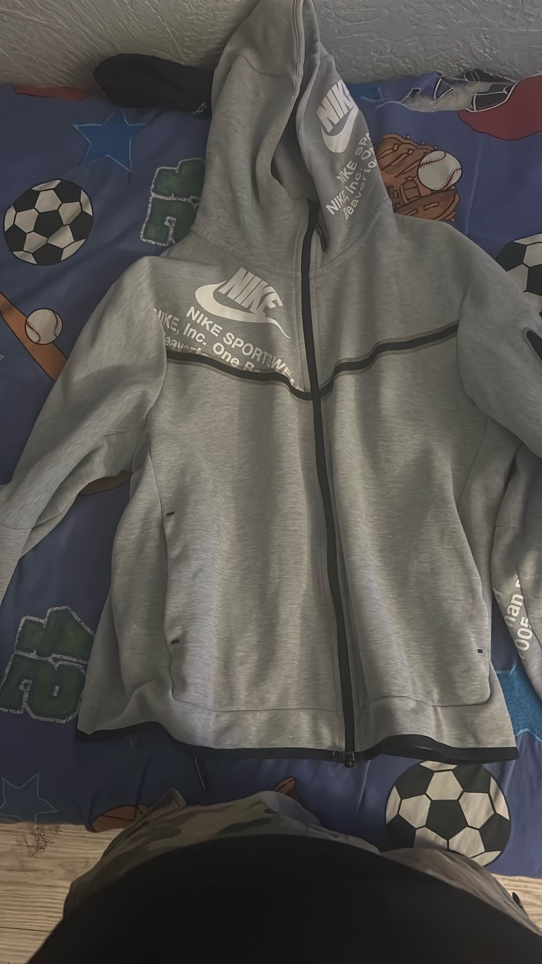 Nike Tech