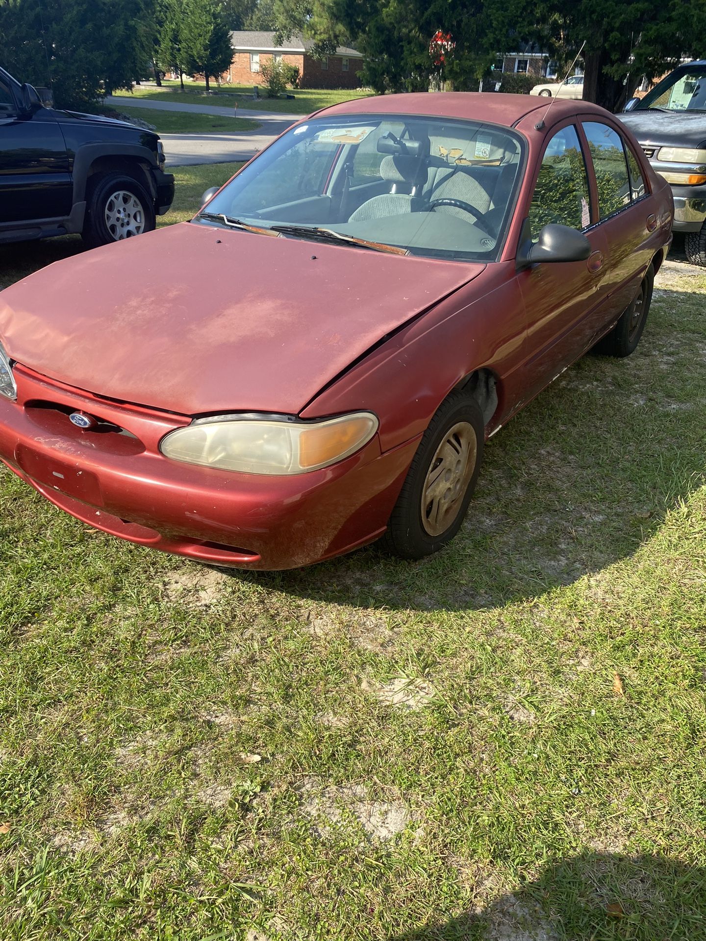 2001 Ford Escort