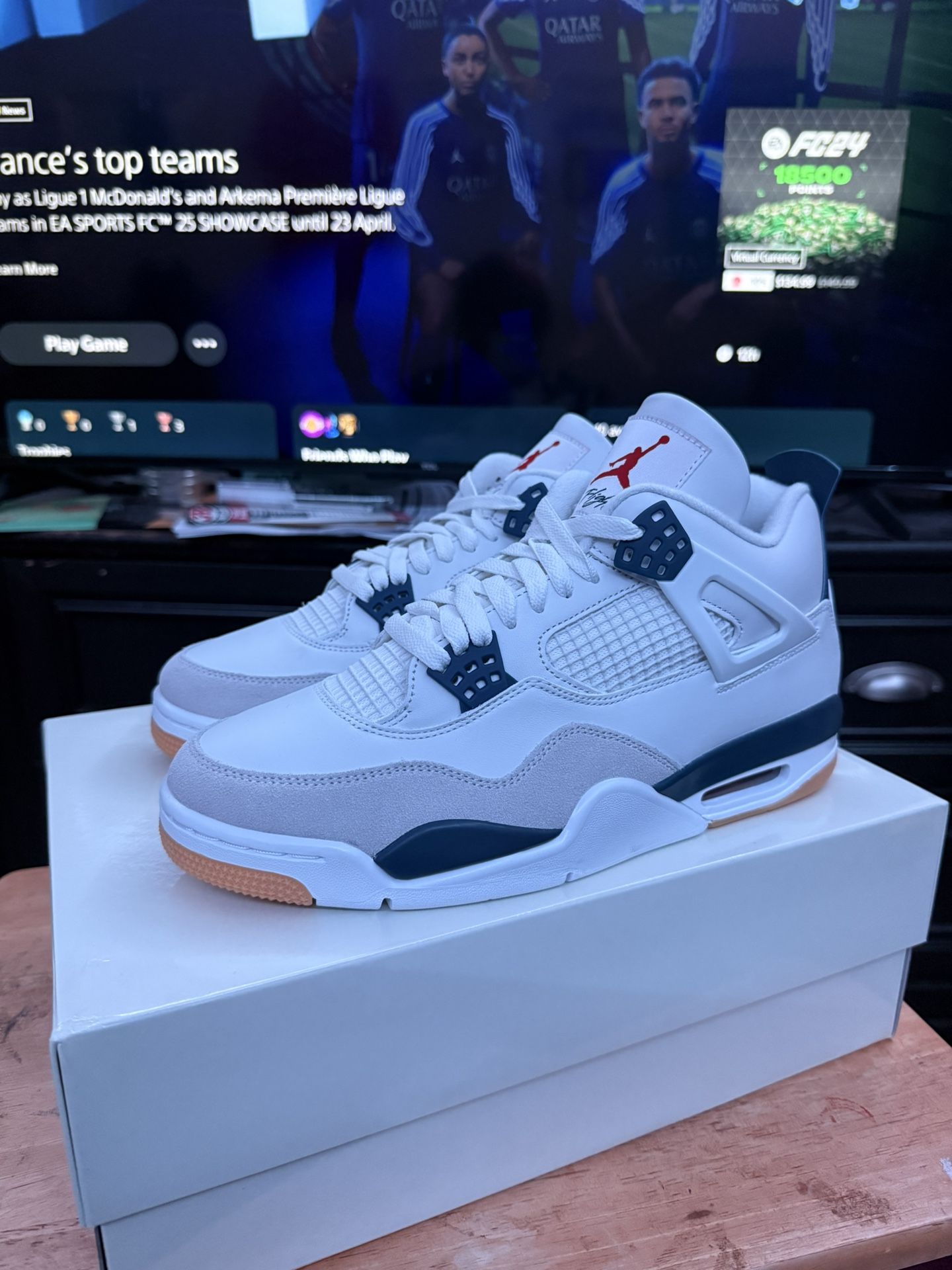 Jordan 4 Retro SB Navy