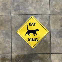 Metal Cat Crossing Sign