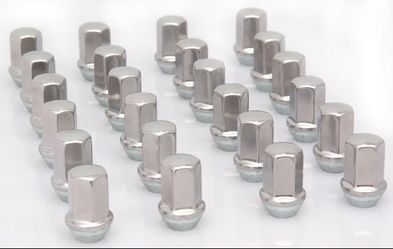 Chevy Tahoe Suburban Silverado Lug Nuts GM Tuercas (24)