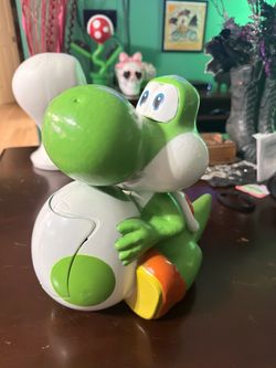 $15 OBO Yoshi Popcorn Bucket w/ Lanyard